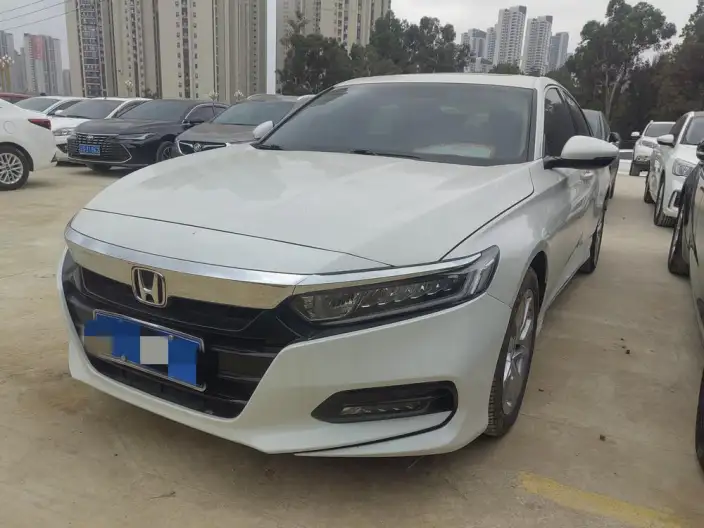 Honda Accord 2021 Model 260TURBO Luxury · Starry sky Limited edition – фото 1