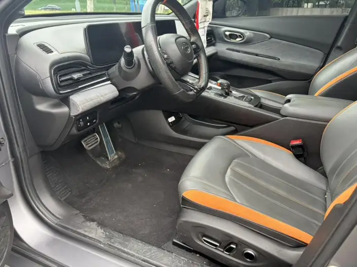 Emzoom 2022 Model 270T J16 R-Style Track Edition – фото 9
