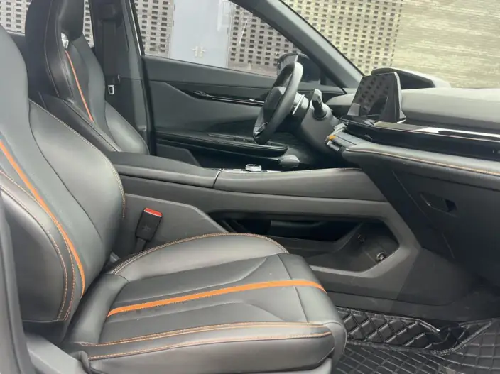 Changan UNI-V 2024 Model 1.5T Exclusive Model – фото 8