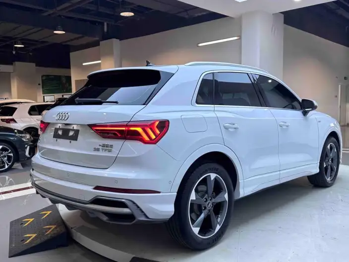 AUDI Q3 2022 Model 35 TFSI Fashion Dynamic Model – фото 6