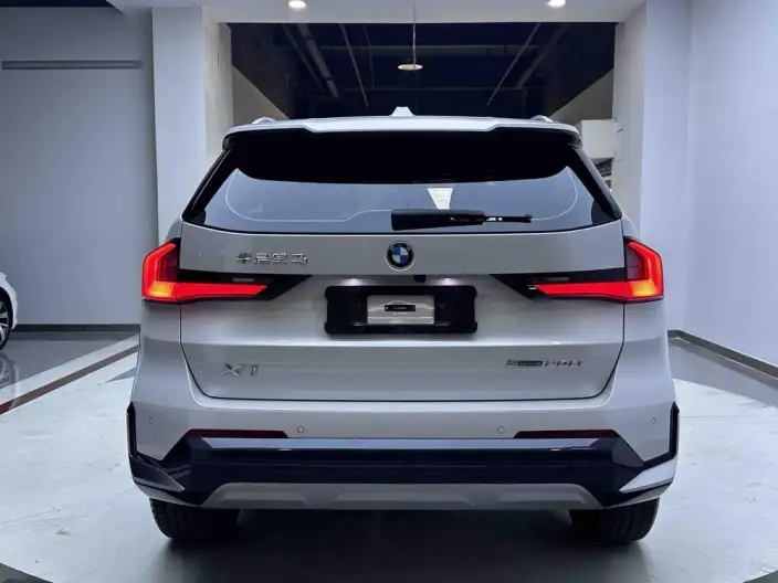 BMW X1 2023 Model sDrive20Li X Design Set – фото 6