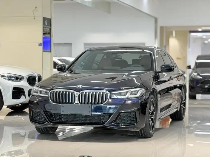 BMW 5 Series 2022 Model Facelift 530Li Exclusive Model M Sports Set – фото 1