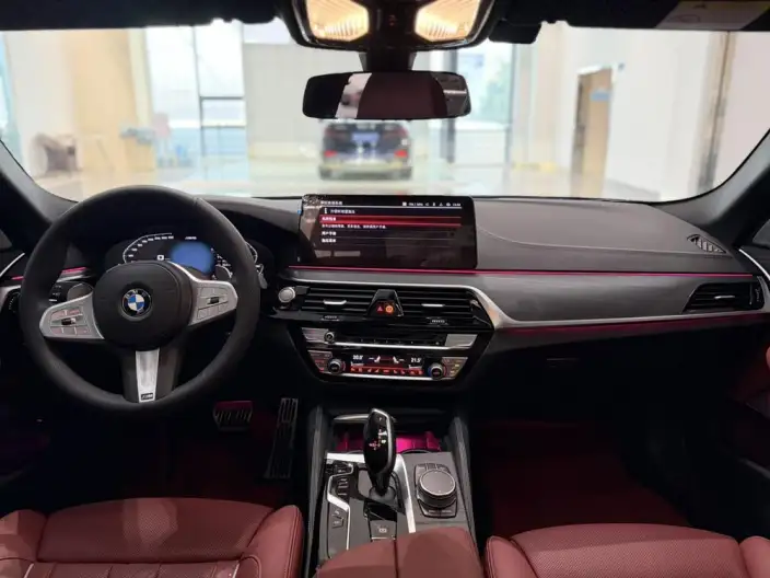 BMW 5 Series 2022 Model Facelift 530Li Exclusive Model M Sports Set – фото 8