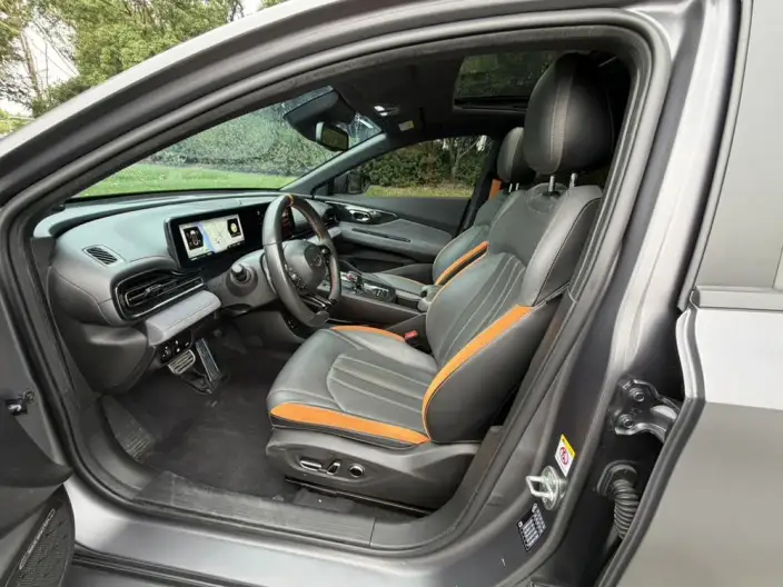 Emzoom 2022 Model 270T J16 R-Style Track Edition – фото 8