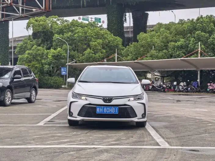 Toyota Corolla 2021 Model 1.2T S-CVT Deluxe Edition – фото 2