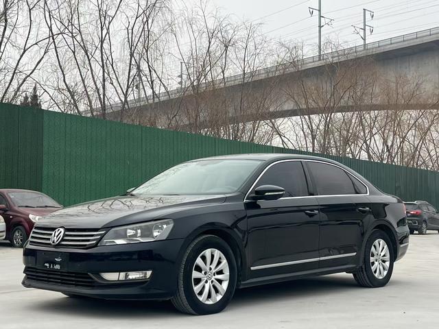 Volkswagen Passat 2011 1.8TSI DSG Prestige – фото 1