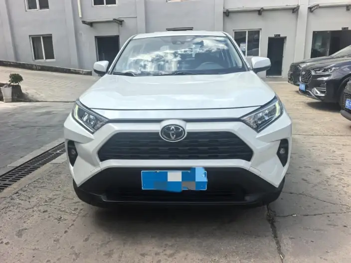 Toyota RAV4 2023 Model 2.0L CVT 2WD Urban Edition – фото 2