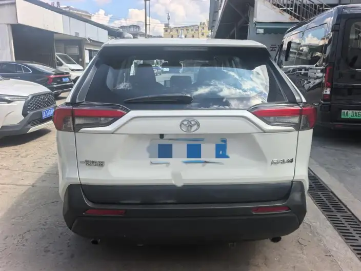 Toyota RAV4 2023 Model 2.0L CVT 2WD Urban Edition – фото 5