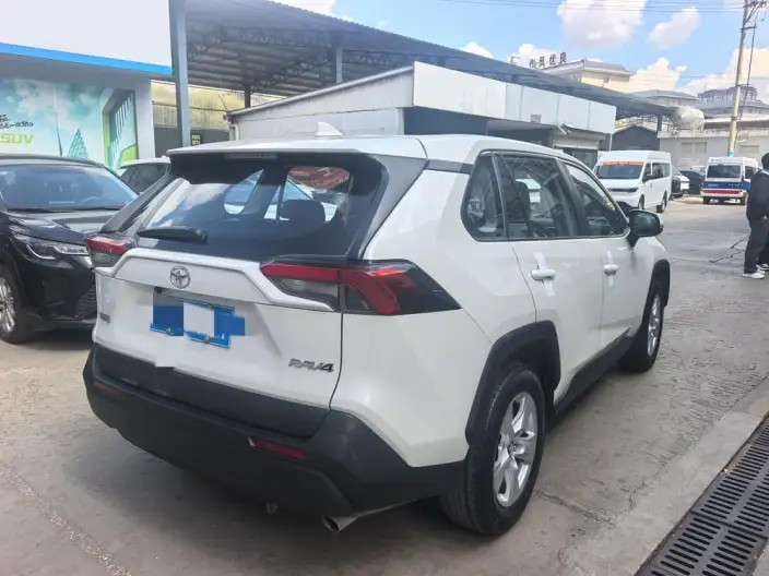 Toyota RAV4 2023 Model 2.0L CVT 2WD Urban Edition – фото 6