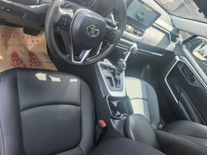 Toyota RAV4 2023 Model 2.0L CVT 2WD Urban Edition – фото 8