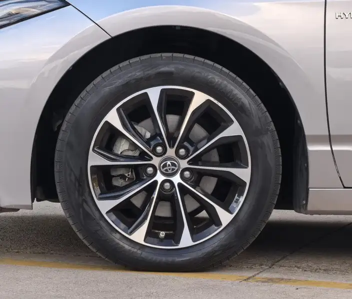 Toyota Avalon 2022 Model Hybrid 2.5L Deluxe Edition – фото 7
