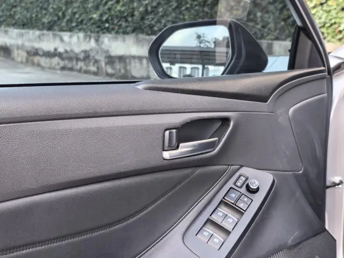 Toyota Avalon 2022 Model Hybrid 2.5L Deluxe Edition – фото 10