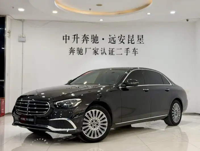 Mercedes-Benz E-Class 2022 Model E 300 L Luxury Model sedan – фото 1