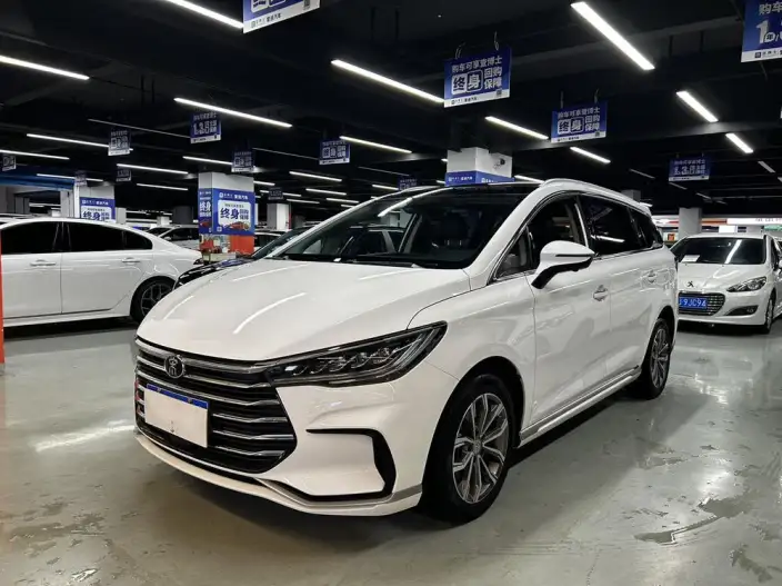 BYD Song MAX 2021 Model L Class Edition 1.5T Automatic Luxury Model 7 seat – фото 1