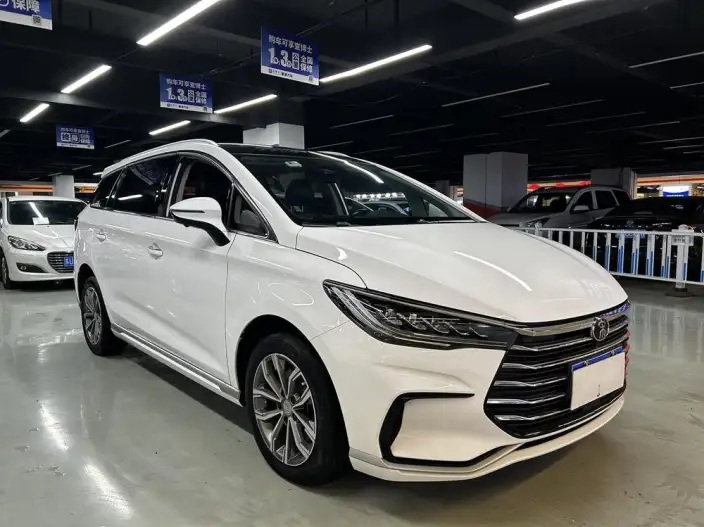 BYD Song MAX 2021 Model L Class Edition 1.5T Automatic Luxury Model 7 seat – фото 3