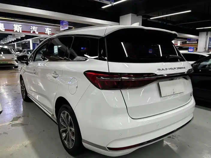 BYD Song MAX 2021 Model L Class Edition 1.5T Automatic Luxury Model 7 seat – фото 4