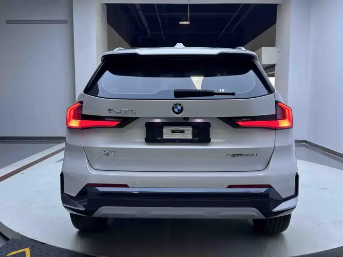 BMW X1 2023 Model sDrive20Li X Design Set – фото 6