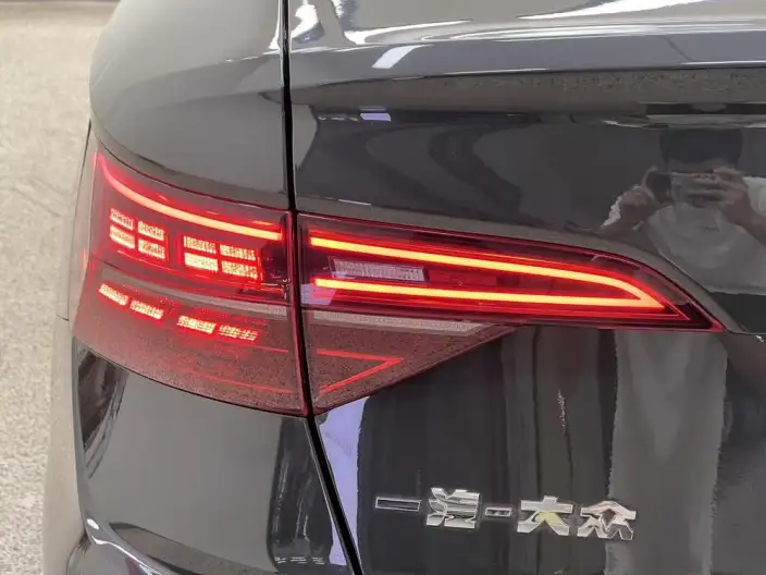 Volkswagen Sagitar 2021 Model 280TSI DSG Comfort Zhilian Edition – фото 10