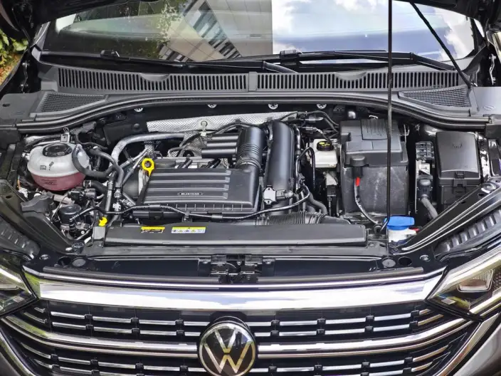 Volkswagen Sagitar 2023 Model 200TSI DSG Beyond Edition – фото 7