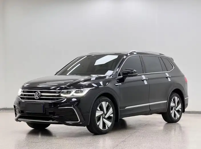 Volkswagen Tiguan L 2023 Model Facelift 380TSI 4WD R-Line Enjoy the version more 7 seat – фото 1