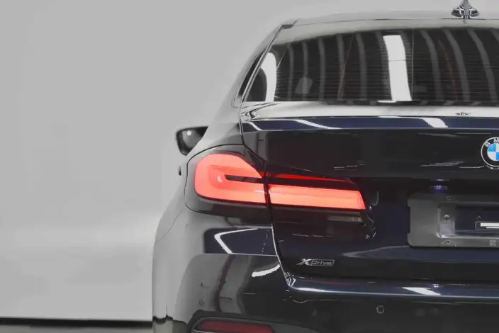 BMW 5 Series 2022 Model Facelift 530Li xDrive M Sports Set – фото 7