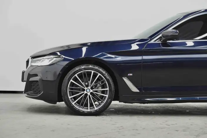 BMW 5 Series 2022 Model Facelift 530Li xDrive M Sports Set – фото 9