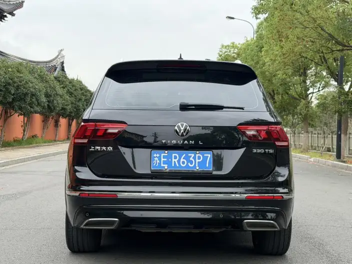 Volkswagen Tiguan L 2021 Model 330TSI Automatic 2WD R-Line Enjoy the version more – фото 4