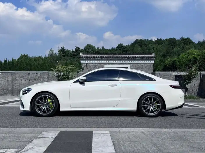 Mercedes-Benz E-Class Imported 2021 Model E 260 Coupe – фото 4
