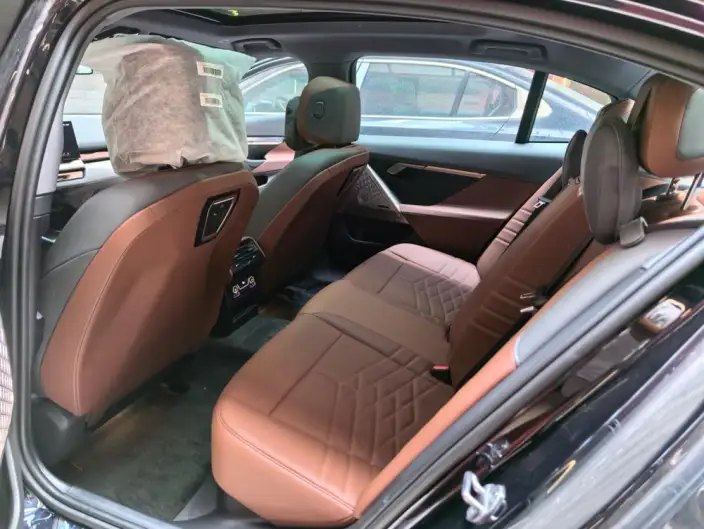BMW 5 Series 2025 Model 530Li Exclusive Model Luxury Set – фото 9