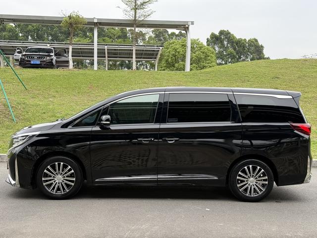 GAC Trumpchi E9 PHEV 2023 2.0T Master – фото 4