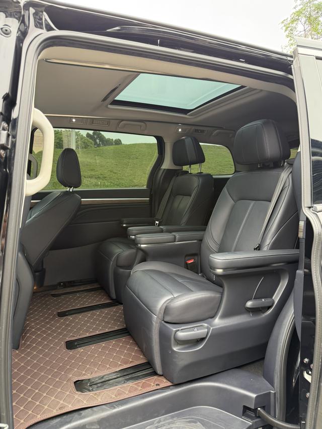 GAC Trumpchi E9 PHEV 2023 2.0T Master – фото 6