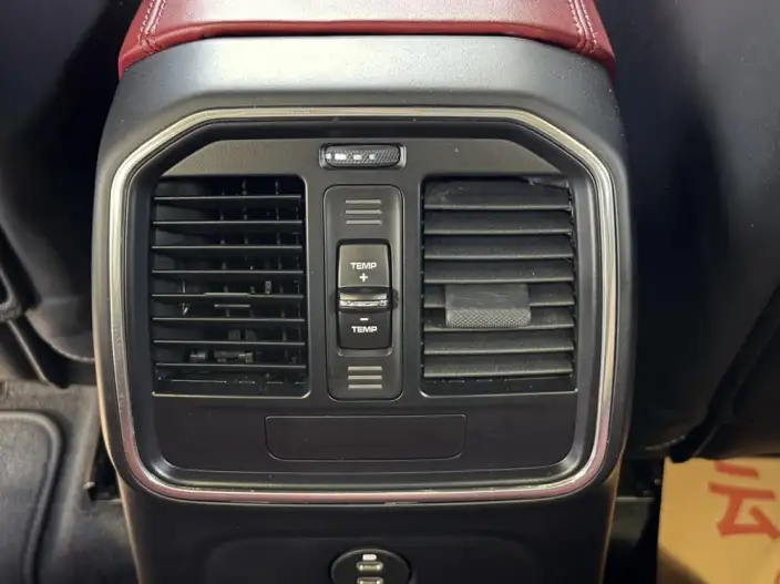Macan 2023 Model Facelift Macan 2.0T – фото 8