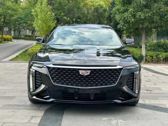 Cadillac CT6 2023 Model 28T Luxury Model – фото 2
