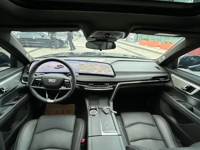 Cadillac CT6 2023 Model 28T Luxury Model – фото 7