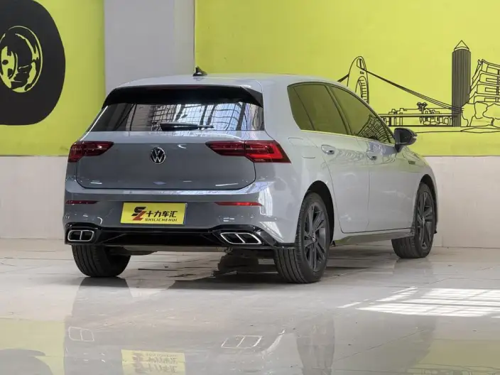 Volkswagen Golf 2021 Model 280TSI DSG R-Line – фото 5
