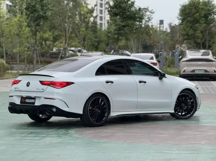 Mercedes-Benz CLA AMG 2020 Model AMG CLA 35 4MATIC – фото 6