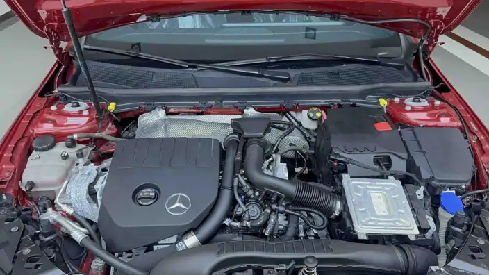 Mercedes-Benz A-class 2022 Model A 180 L Sports sedan – фото 8
