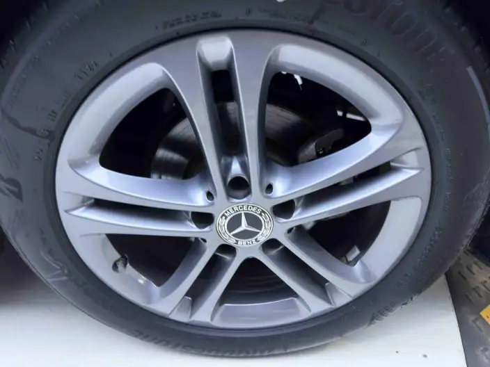 Mercedes-Benz A-class 2022 Model A 180 L Sports sedan – фото 10