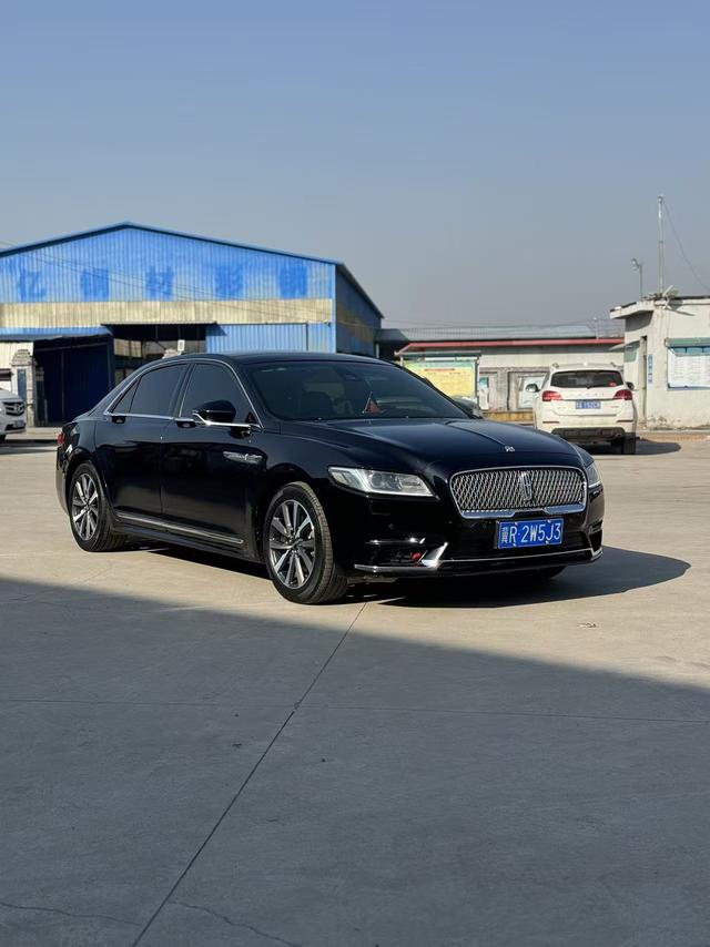Lincoln Continental Модель 2019 года 2.0T 2WD Exclusive Edition Country VI – фото 2