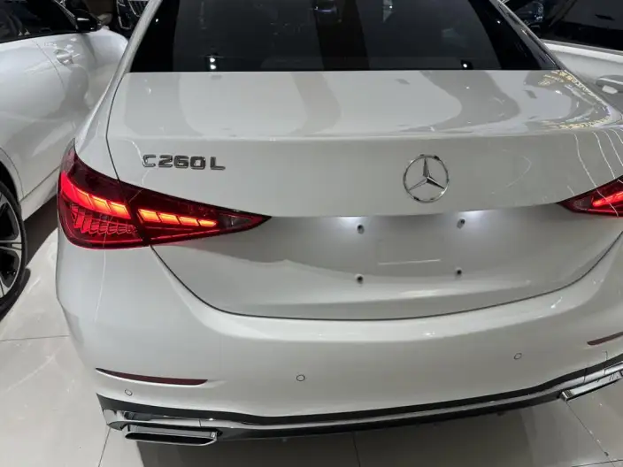 Mercedes-Benz C-Class 2025 Model C 260 L Sports Edition – фото 6