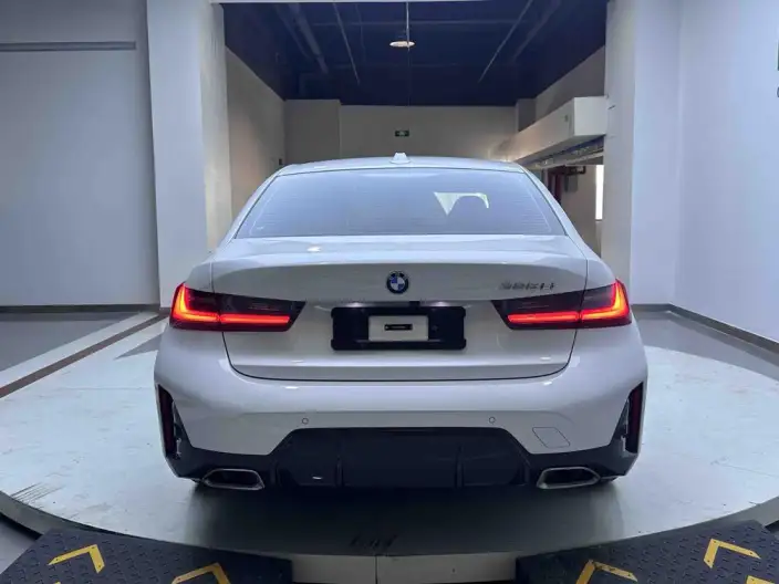 BMW 3 Series 2023 Model 320Li M Sports Set – фото 6
