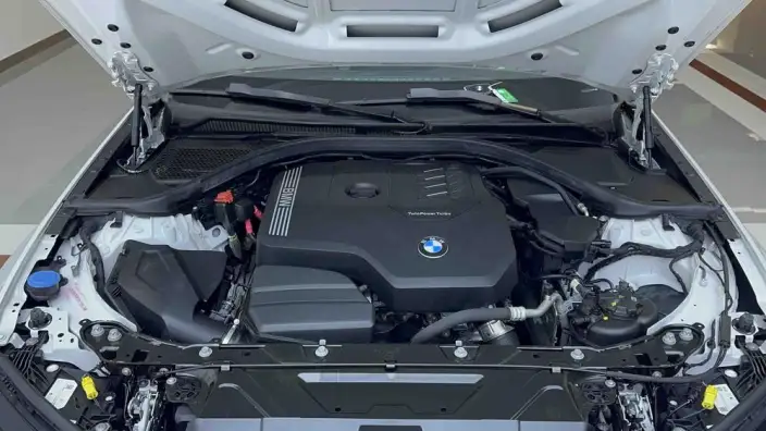 BMW 3 Series 2023 Model 320Li M Sports Set – фото 8