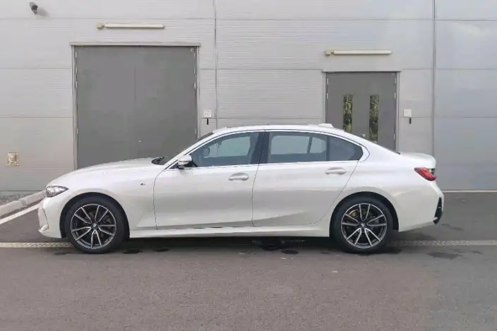 BMW 3 Series 2025 Model 325Li M Sports Set – фото 3