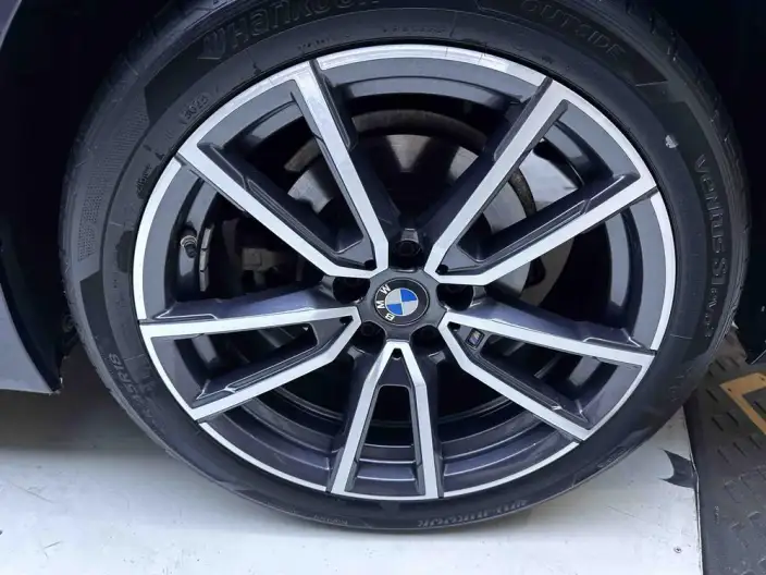 BMW 3 Series 2023 Model 320Li M Sports Set – фото 8