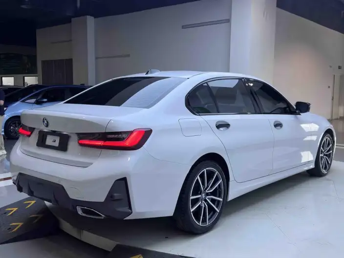 BMW 3 Series 2023 Model 320Li M Sports Set – фото 7