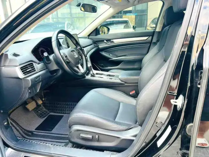 Honda Accord 2021 Model 260TURBO Luxury · Starry sky Limited edition – фото 8