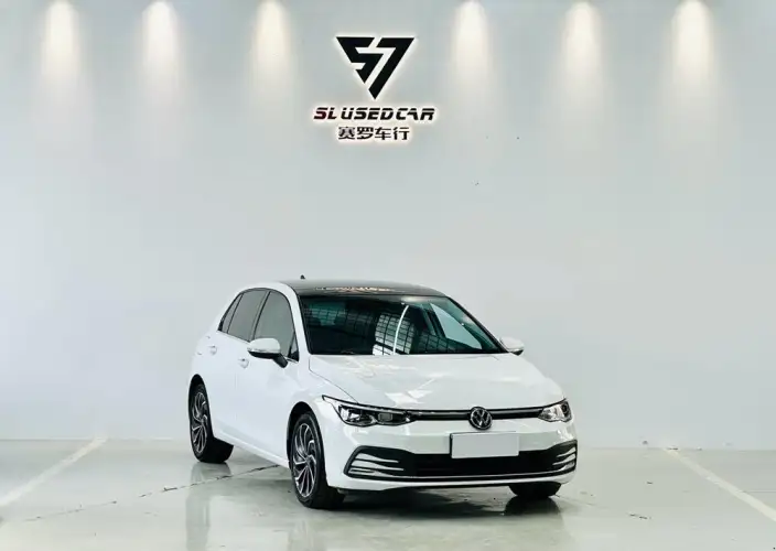 Volkswagen Golf 2021 Model 280TSI DSG Pro – фото 3