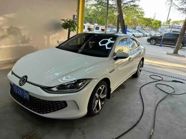 Volkswagen Lamando 2024 Model Volkswagen Lamando L 280TSI DSG Spicy version – фото 1