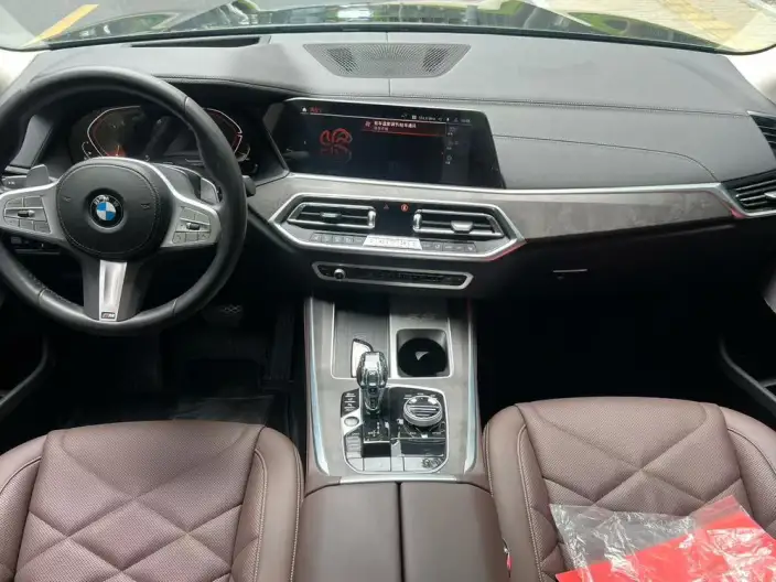 BMW X5 2022 Model xDrive 30Li Exclusive Model M Sports Set – фото 7