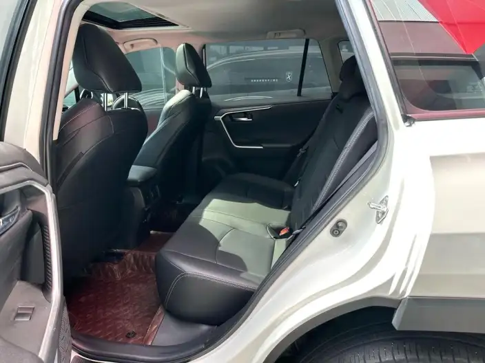 Toyota Wildlander 2020 Model 2.0L 4WD Deluxe Edition – фото 8